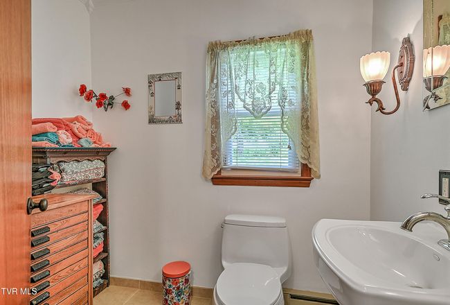 24483 Cave Creek Rd, House other with 5 bedrooms, 3 bathrooms and null parking in Abingdon VA | Image 30