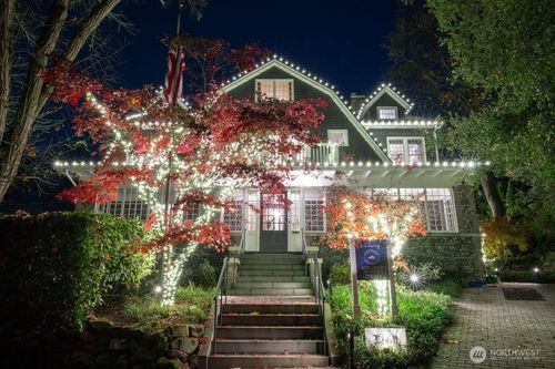 2161 E Interlaken Boulevard, Seattle, WA, 98112 | Card Image