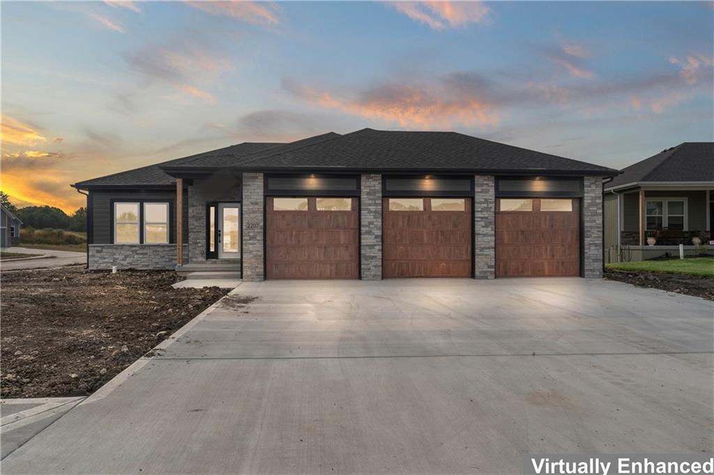 Richmond Dr, Harrisonville, MO 64701