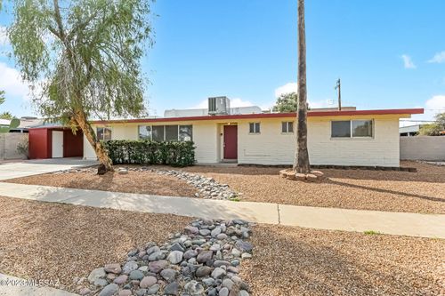 7126 E 34th St, Tucson, AZ, 85710-5723 | Card Image