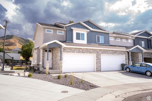 25 W 555 S, Tooele, UT, 84074-4050 | Card Image