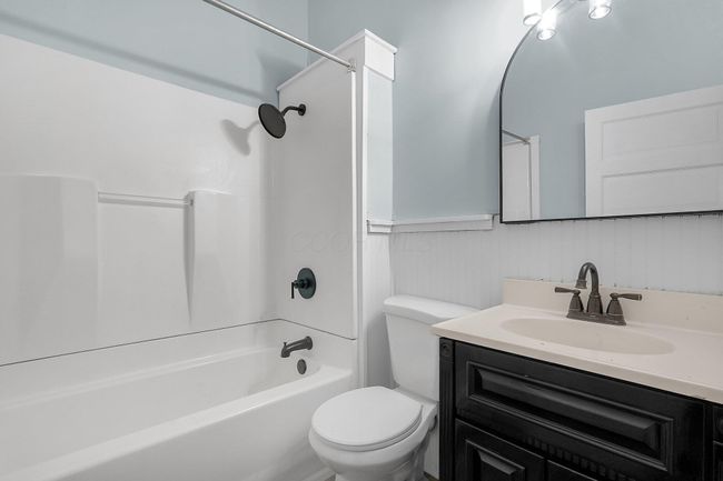 9962 Weaver Rd, House other with 5 bedrooms, 3 bathrooms and null parking in Utica OH | Image 17