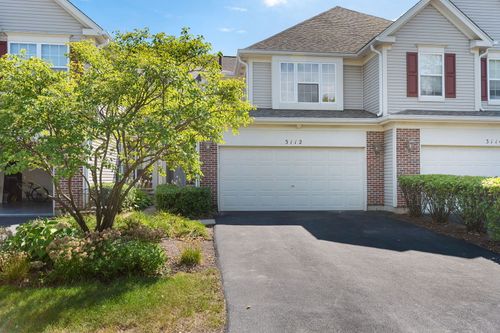 3112 Crystal Rock Rd, Naperville, IL, 60564-8241 | Card Image