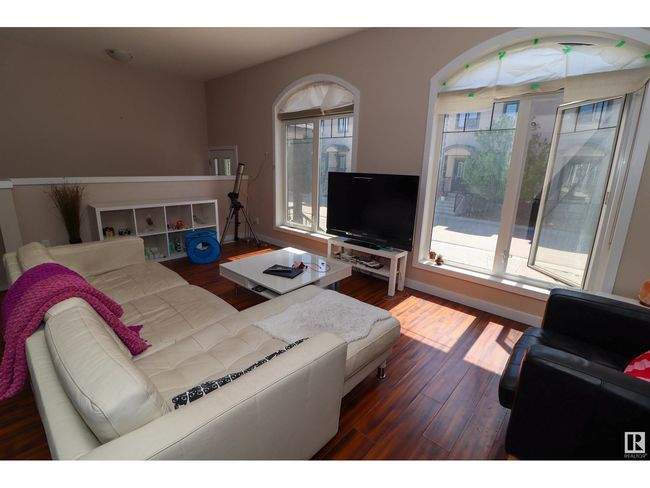 23 - 5873 Mullen Pl Nw, Townhouse with 2 bedrooms, 4 bathrooms and null parking in Edmonton AB | Image 9