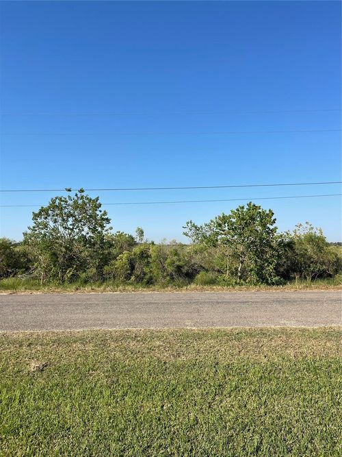 202 Cr 299 Heron Street, Sargent, TX, 77414 | Card Image