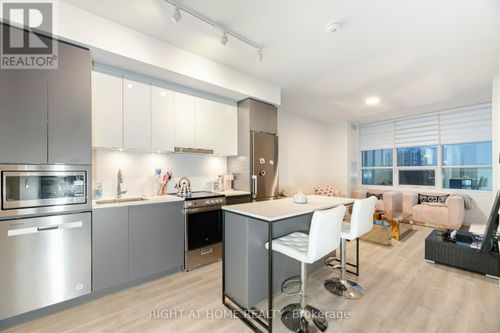 b-226-50 Upper Mall Way, Vaughan (Brownridge), ON, L4J0L8 | Card Image