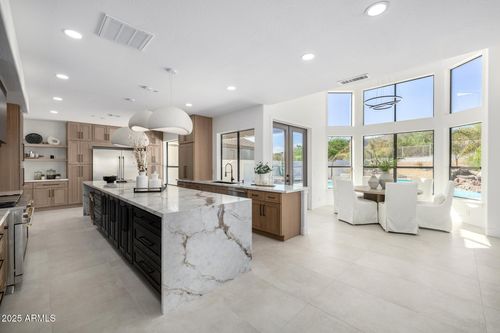 12312 E Poinsettia Dr, Scottsdale, AZ, 85259-3321 | Card Image