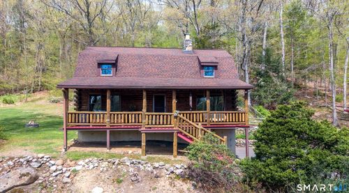 82 Freeman Rd, Oxford, CT, 06478-1730 | Card Image