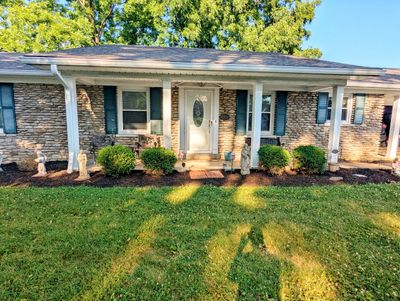 525 Hiawatha Trail, House other with 3 bedrooms, 2 bathrooms and null parking in Frankfort KY | Image 2