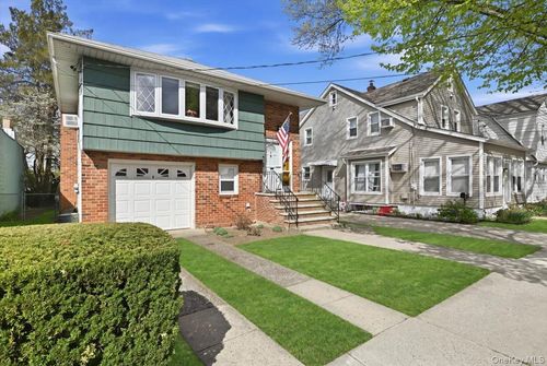 6 Brokaw Avenue, Hempstead, NY, 11001 | Card Image