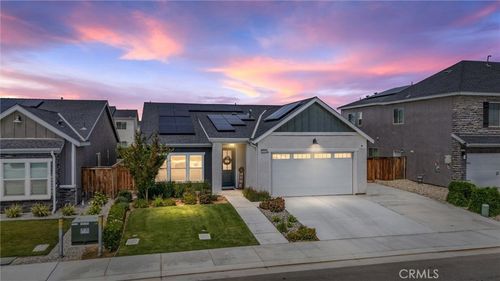 9008 Pine Breeze Ln, Shafter, CA, 93263-2227 | Card Image