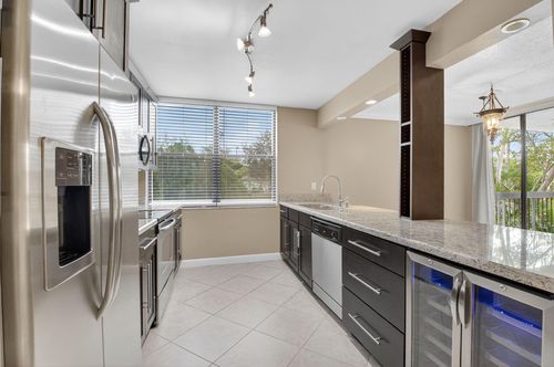 apt-9201-450 Egret Cir, Delray Beach, FL, 33444-7905 | Card Image