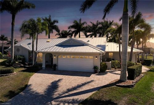803 Lucia Dr, Punta Gorda, FL, 33950-5865 | Card Image