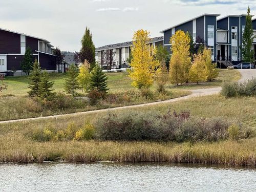 10 Walden Lane Se, Calgary, AB, T2X2A7 | Card Image