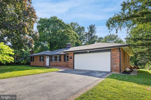 208 Mendell Pl, NEW CASTLE, DE, 19720-4716 | Card Image