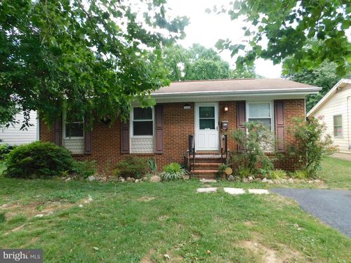 320 Opequon Ave, WINCHESTER, VA, 22601-5126 | Card Image