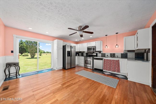 641 Island Ford Rd, House other with 4 bedrooms, 3 bathrooms and 2 parking in Lancing TN | Image 13