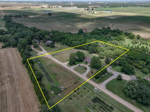 808 Nw 4 Ave, Harper, KS, 67058-8050 | Card Image