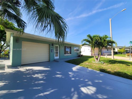 4519 Nw 49th Dr, Tamarac, FL, 33319-3745 | Card Image
