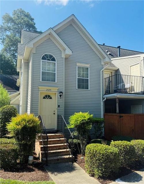 2405 London Pointe Dr, Virginia Beach, VA, 23454-3994 | Card Image