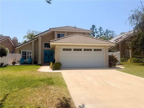 372 Spring Breeze Court, Simi Valley, CA, 93065 | Card Image