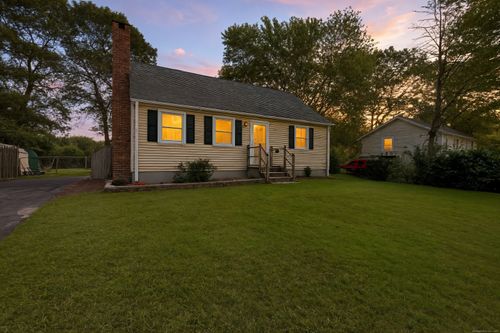 197 Connecticut Blvd, Oakdale, CT, 06370-1512 | Card Image