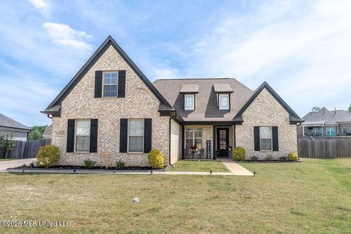 1529 Fall Garden Dr, Hernando, MS, 38632 | Card Image