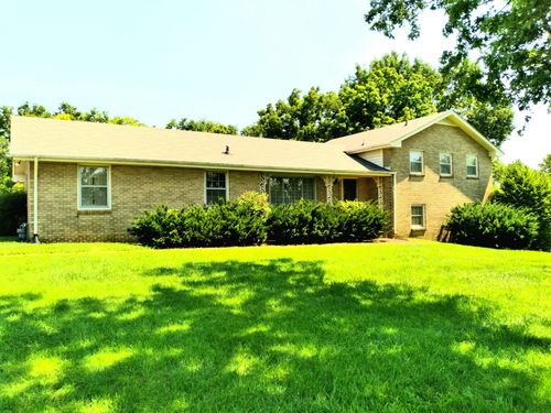 304 Loretta Dr, Goodlettsville, TN, 37072-3129 | Card Image