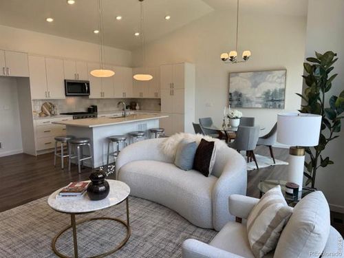 b-727 Kubat Ln, Longmont, CO, 80503-9493 | Card Image
