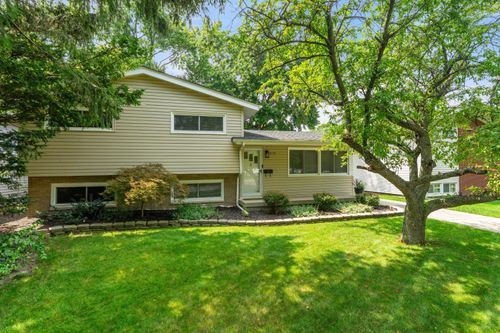 8134 Columbia Ave, Munster, IN, 46321-1803 | Card Image