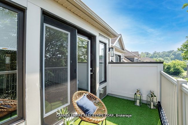 31 Hiawatha Crt, House attached with 3 bedrooms, 4 bathrooms and 2 parking in Vaughan ON | Image 26
