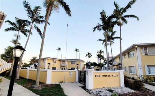 208-2230 Ne 56th Pl, Fort Lauderdale, FL, 33308-2669 | Card Image