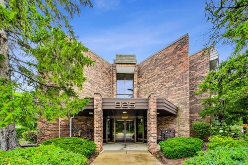 106-925 Spring Hill Drive, Northbrook, IL, 60062 | Card Image