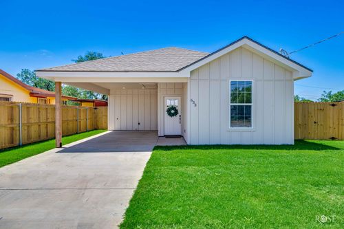633 W Avenue Z, San Angelo, TX, 76903-9235 | Card Image
