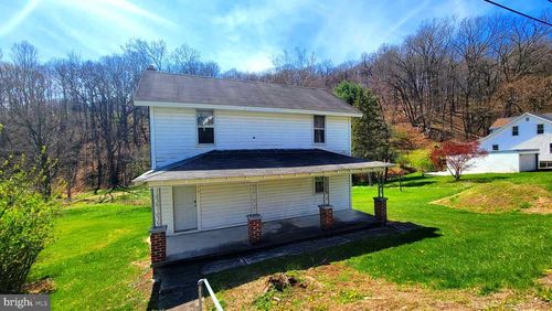 11214 Ore St Ne, CUMBERLAND, MD, 21502-8143 | Card Image