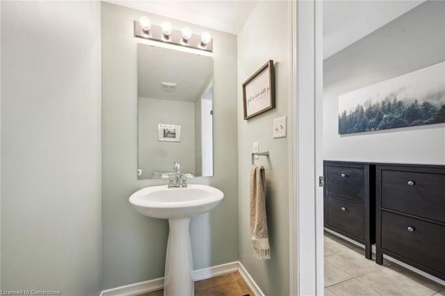 184 Norwich Rd, Townhouse with 3 bedrooms, 3 bathrooms and 3 parking in Breslau ON | Image 6