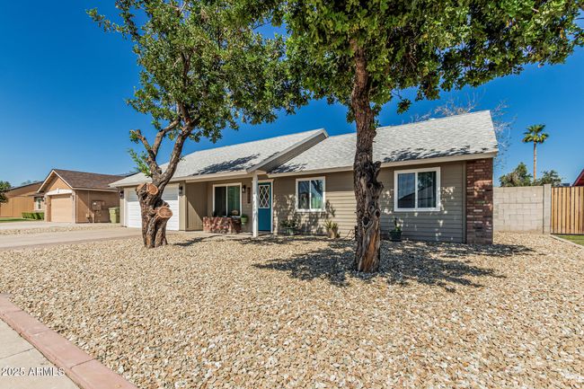 18233 N 55 Th Dr, House other with 3 bedrooms, 2 bathrooms and null parking in Glendale AZ | Image 5