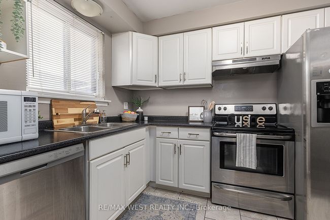 480 Sedan Cres, House attached with 4 bedrooms, 2 bathrooms and 3 parking in Oshawa ON | Image 9