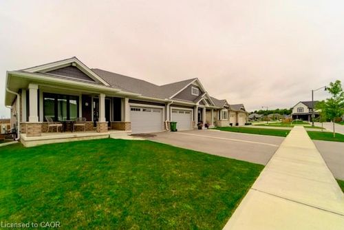 {{alt}} | Card Image