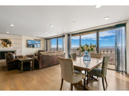 42a-1020 15th St, Denver, CO, 80202-2300 | Card Image