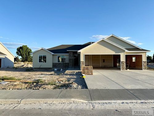 392 Kelton Way, Shelley, ID, 83274-4000 | Card Image