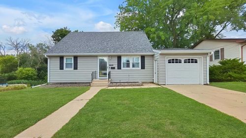 1326 N 22nd St, Fort Dodge, IA, 50501 | Card Image