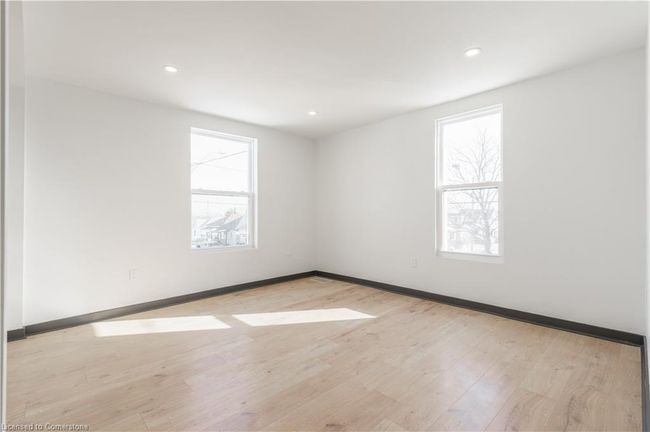 32 Britannia Ave, House other with 4 bedrooms, 3 bathrooms and 2 parking in Hamilton ON | Image 9