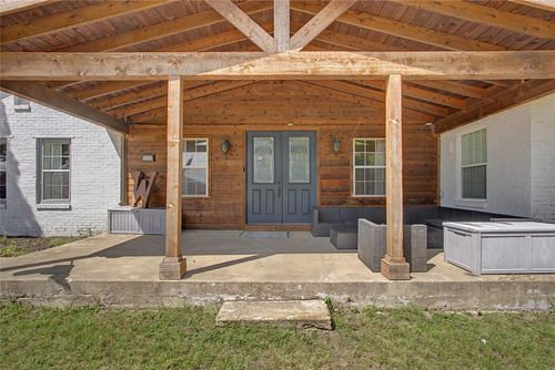 7921 White Settlement Rd, White Settlement, TX, 76108-1906 | Card Image