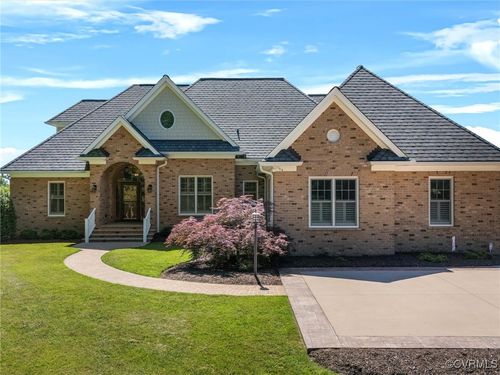 397 Farmville Lake Rd, Farmville, VA, 23901-2466 | Card Image