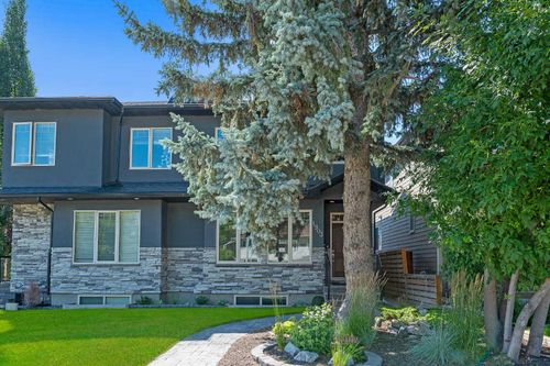 1903 26 Ave Sw, Calgary, AB, T2T1E4 | Card Image