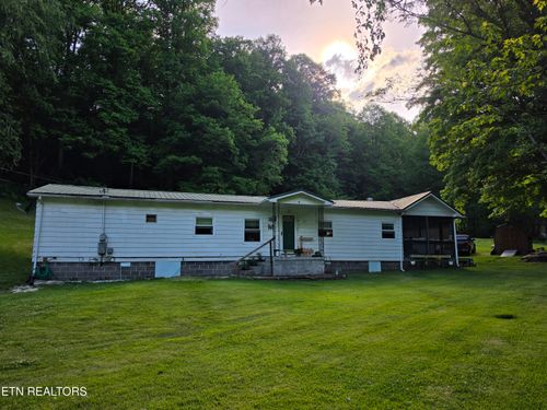 509 Rogers Cemetery Rd, Pennington Gap, VA, 24277-7075 | Card Image