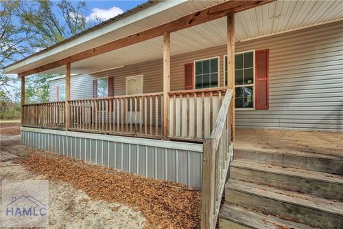 47 Yellow Pine Rd, Jesup, GA, 31545-8342 | Card Image