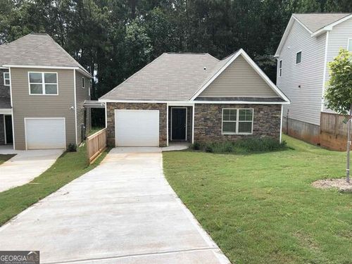 15-649 Carlton Pointe Dr, Palmetto, GA, 30268-2350 | Card Image
