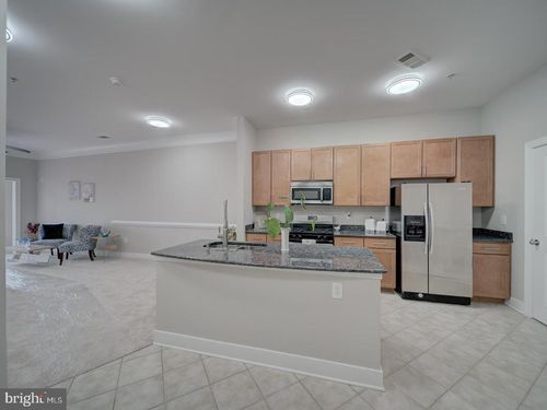 apt-642-4703 Old Soper Rd, SUITLAND, MD, 20746-4027 | Card Image